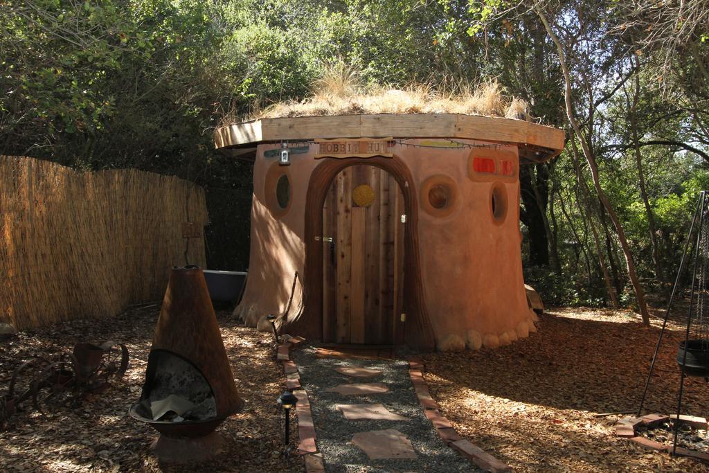 Hobbit Hut Hotel Geyserville Ruang foto