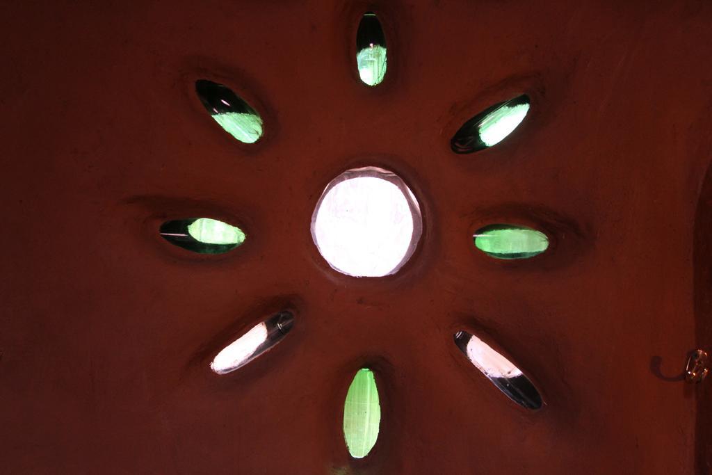 Hobbit Hut Hotel Geyserville Ruang foto