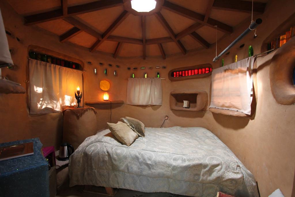 Hobbit Hut Hotel Geyserville Ruang foto